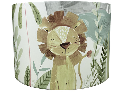 Kids jungle animal lampshade featuring a friendly lion, perfect for safari-themed nurseries.